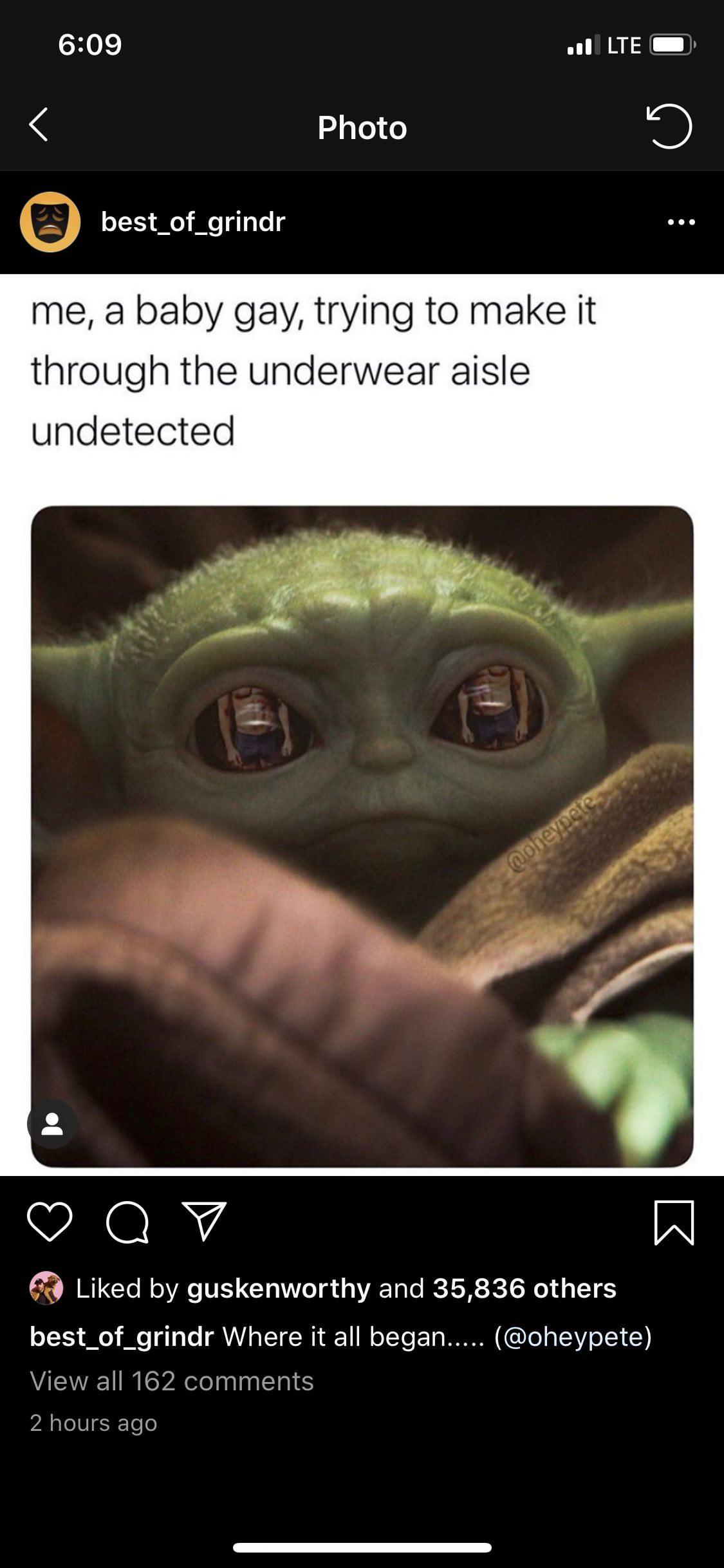 This meme is a screenshot of the "dinosaur" emoji 🦖 from the popular internet meme "dinosaur" but with a caption that says "I can smell the desperation".